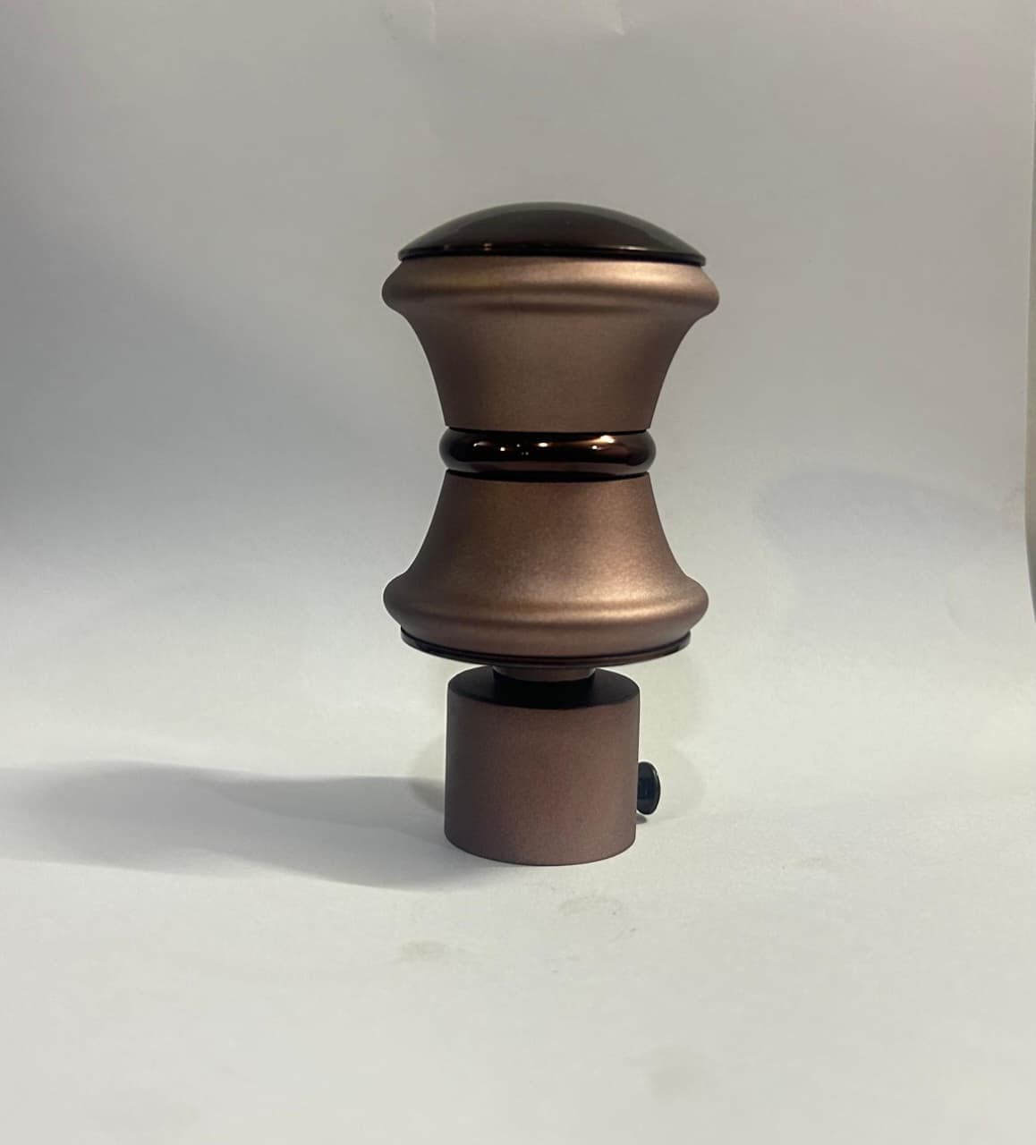 Raw product photo used as landing page example input